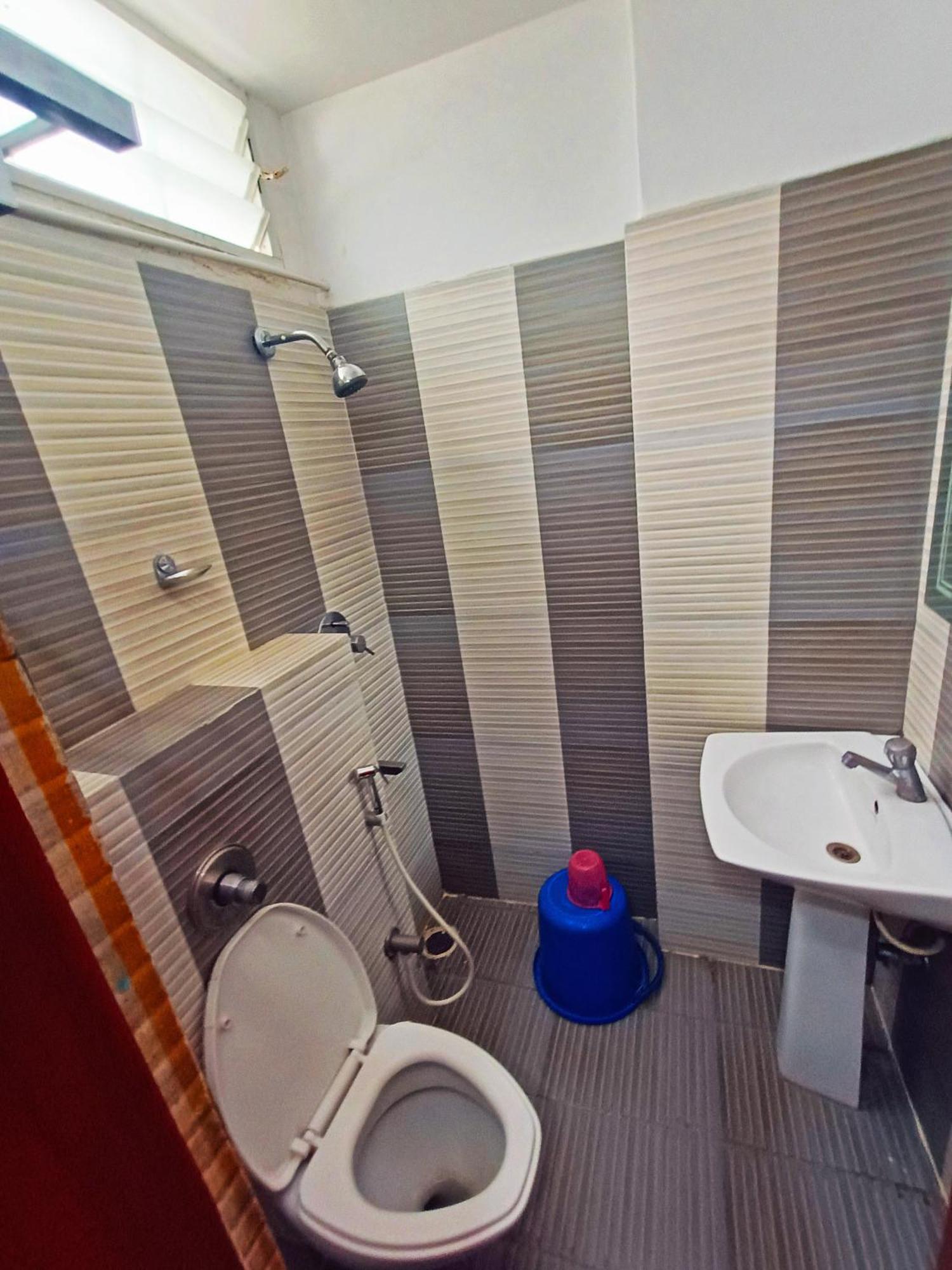 Pavithra Paradise Hotel Bangalore Eksteriør billede